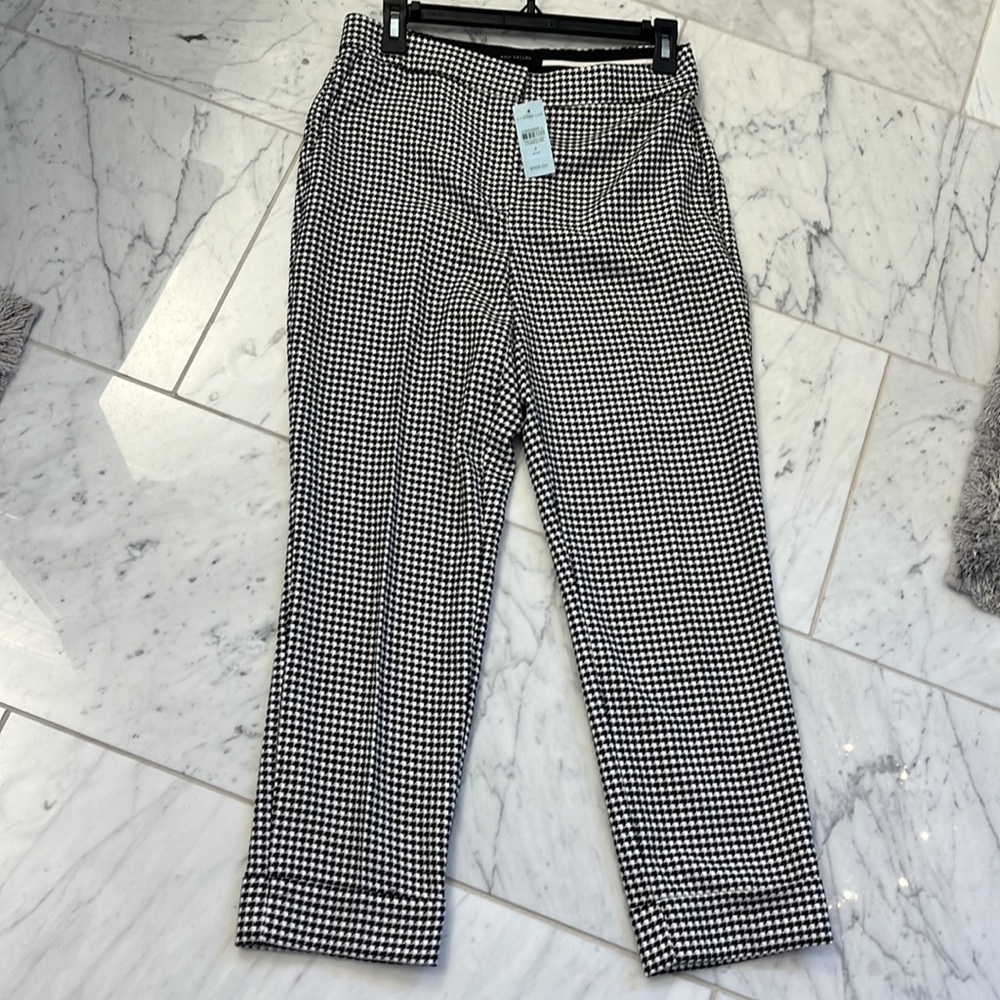Ann Taylor cuffed petite size 4 houndstooth pants